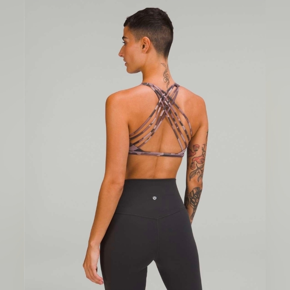 Lululemon Free To Be Bra